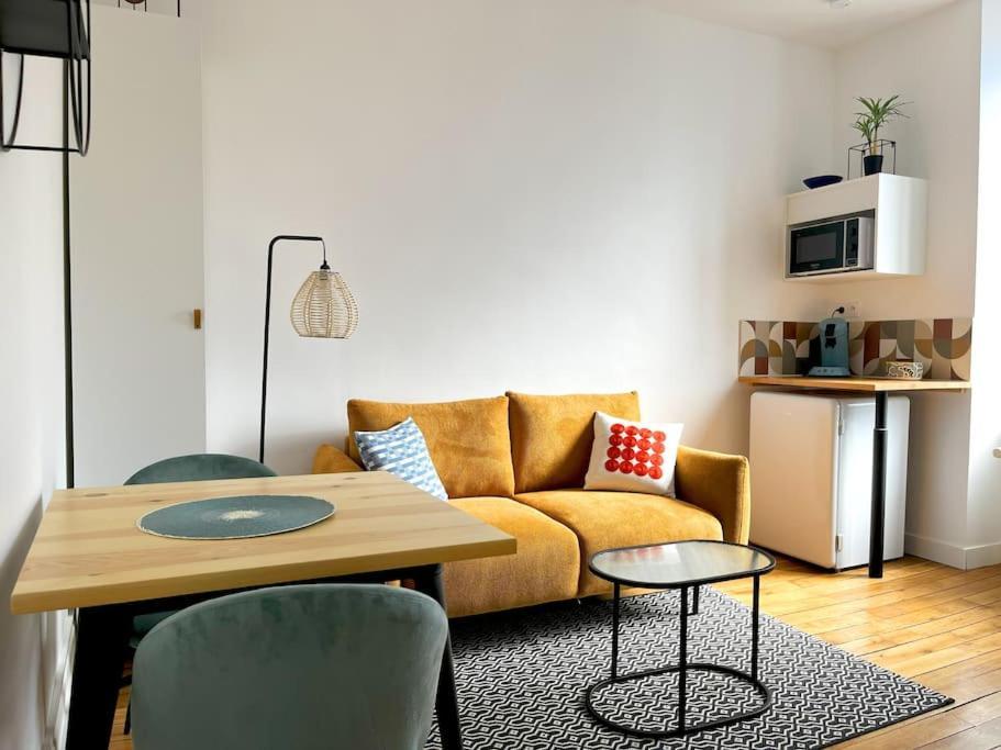 Le Diptik - T2 Hyper Centre - Proche Gare - Fibre - Netflix Apartment Châteauroux Exterior foto